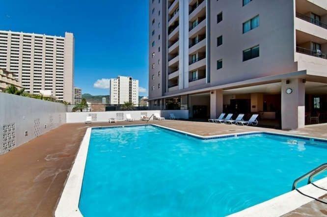 Renovated Bright & Spacious Royal Kuhio Studio Condo Honolulu Exterior photo